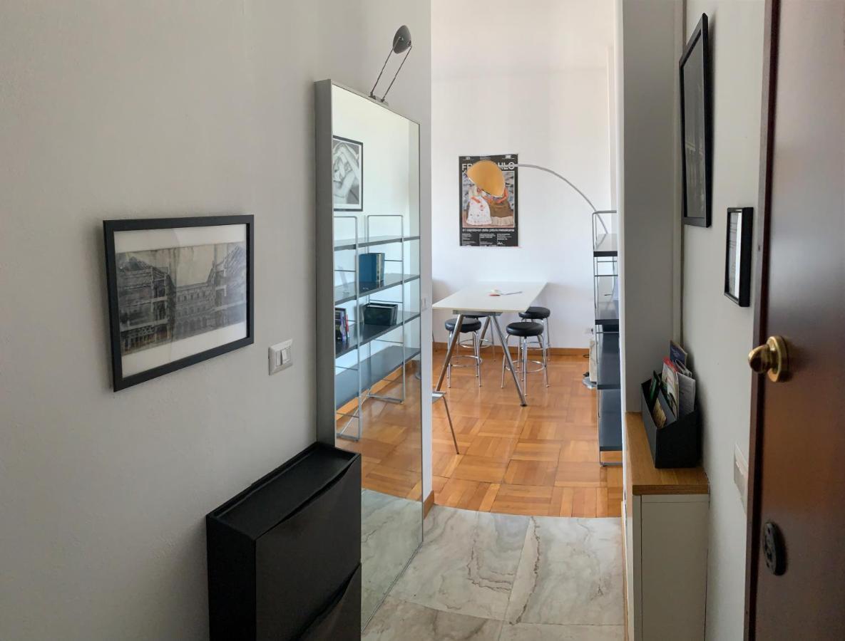 Monolocale Con Vista Su Milano Apartment Екстериор снимка